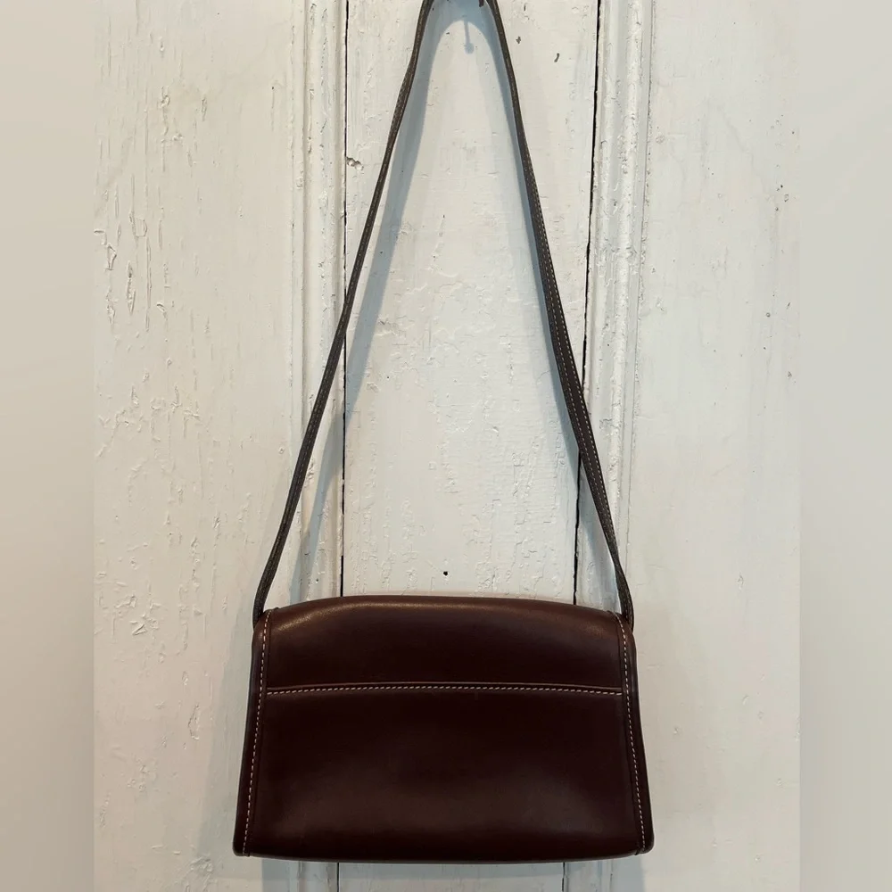 Vintage Coach Brown Leather Shoulder Bag - Picture 9 of 14